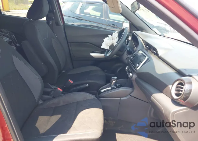 3N1CP5CU5KL555975: 43135576