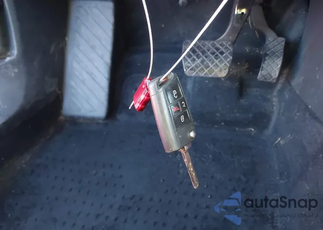 3VWC57BU2KM114103: 43135626