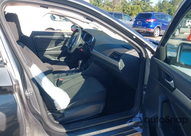 3VWC57BU2KM114103: 43135626