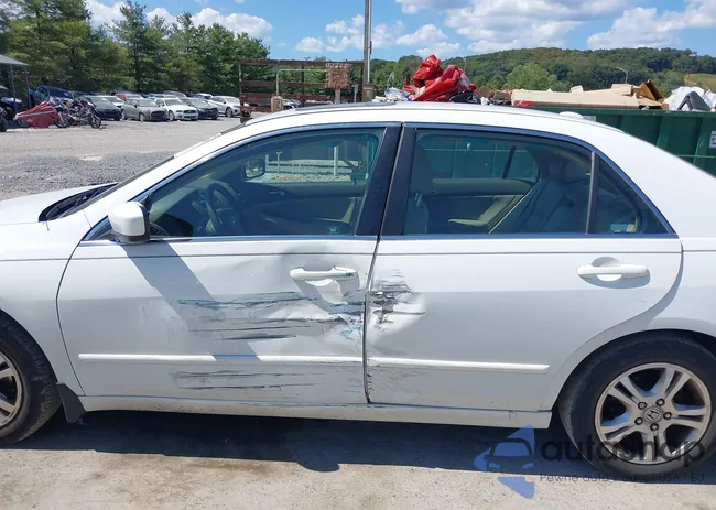 1HGCM56887A021079: 43135658