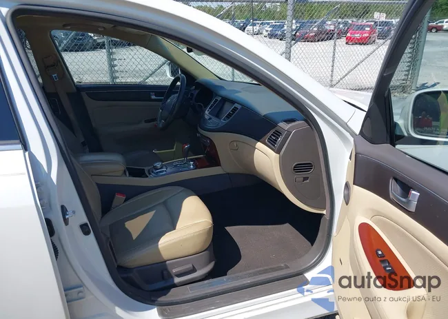 KMHGC4DD2CU161520: 43134756