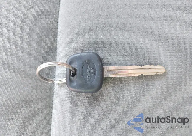 2T1BU4EE6CC872993: 43134804