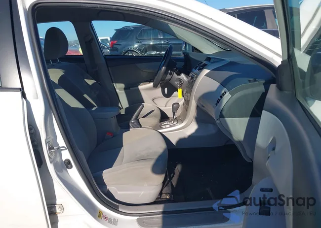 2T1BU4EE6CC872993: 43134804