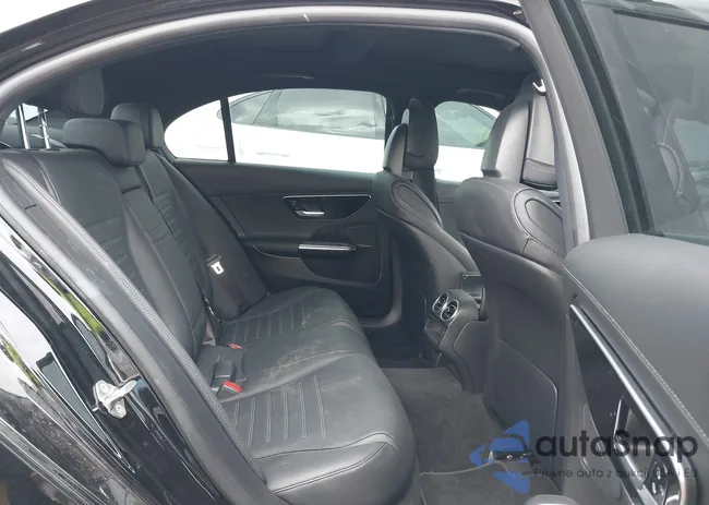 W1KAF4GB3PR102972: 43134847