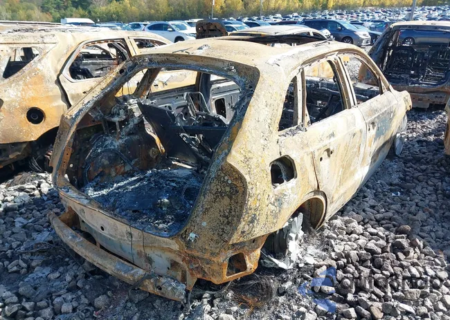 WA1EFCFS9GR013215: 43136135