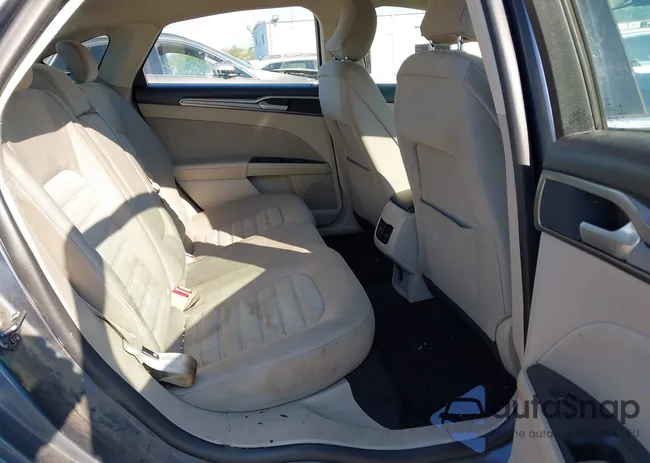 3FA6P0H7XKR123269: 43136153