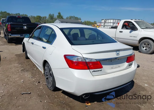 1HGCR2F51FA106981: 43136188