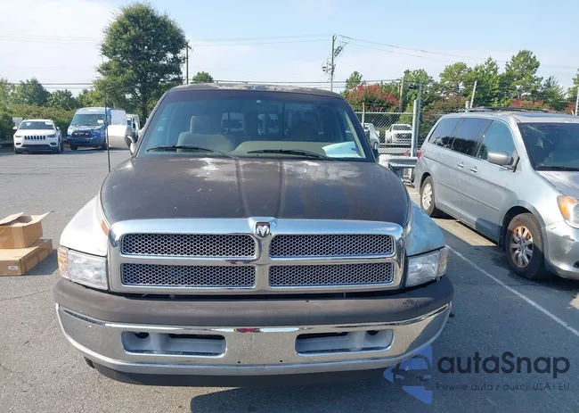 1B7HC13Y4TJ135983: 43136201