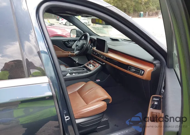 5LMYJ8XY3NNL01262: 43136263