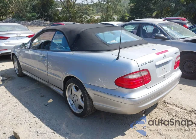 WDBLK70G4YT043231: 43136325