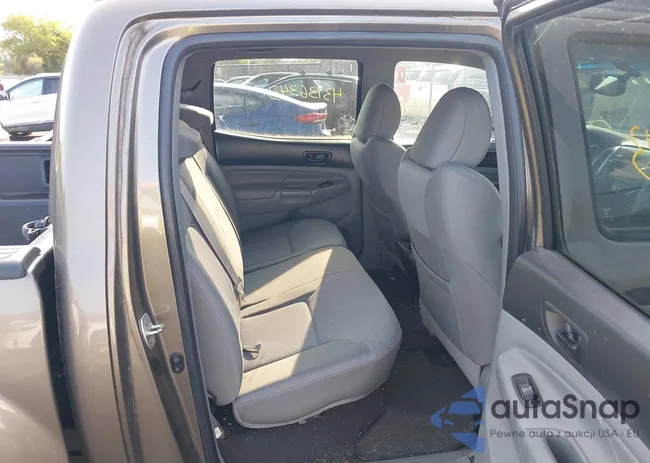 3TMJU4GNXCM128023: 43136343