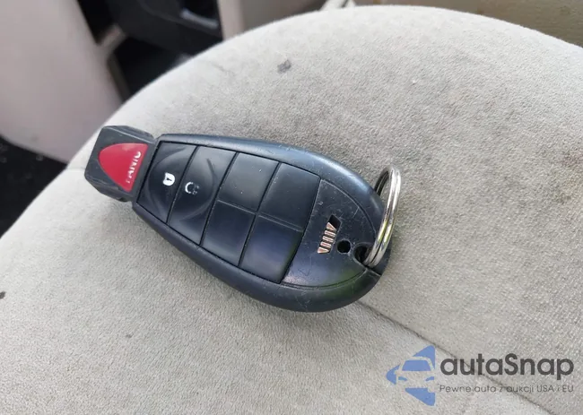 2C4RC1BG3CR145185: 43136558