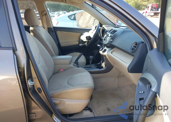 2T3BF4DVXBW176119: 43136581