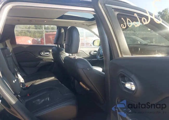 1C4PJMDX0KD133072: 43136606