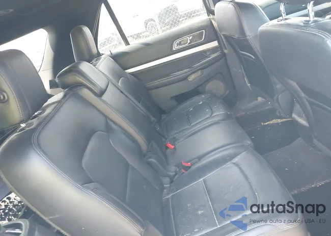 1FM5K8D86HGE21542: 43135678