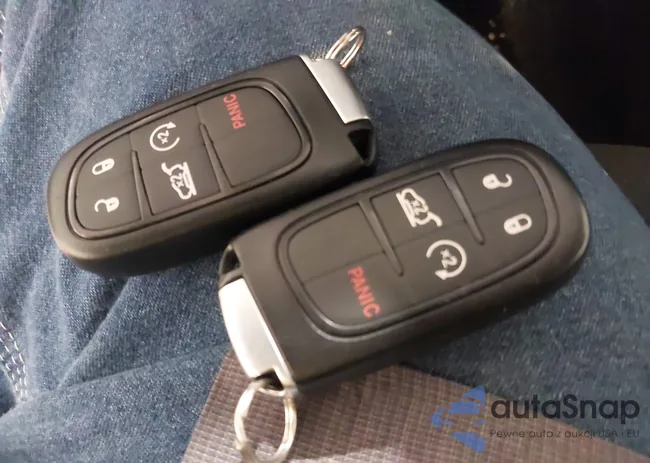 1C4PJMCS9FW792364: 43135679