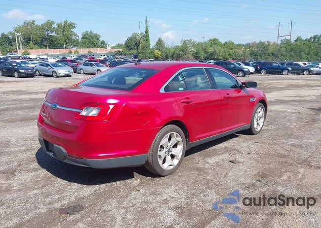 1FAHP2EW4AG108000: 43135774