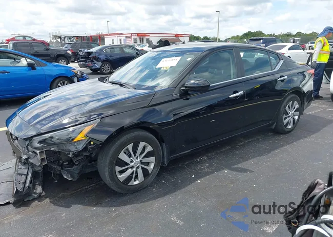 1N4BL4BV6PN421871: 43135814