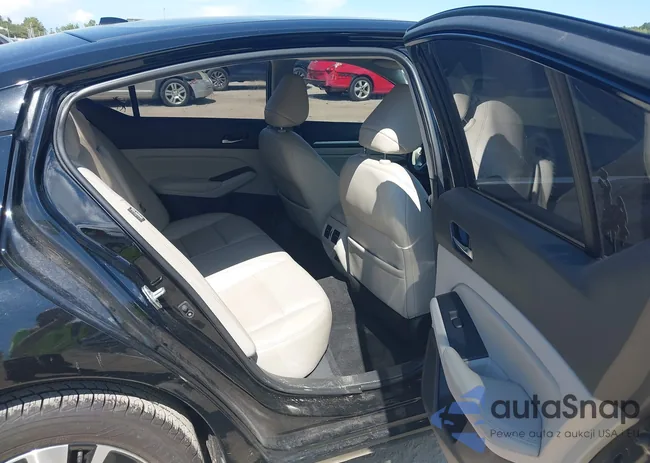 1N4BL4EV8KN314146: 43135888