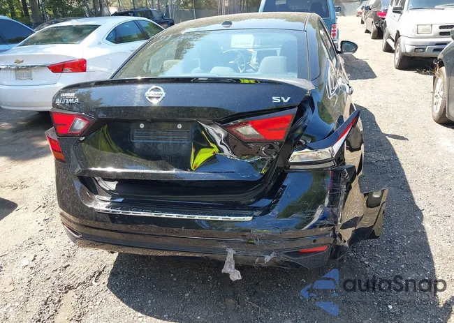 1N4BL4DV2NN319493: 43135999