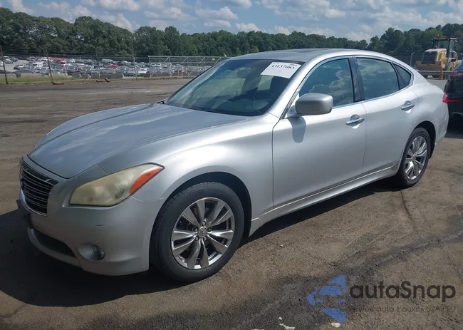 JN1BY1AR5BM376387: 43137083