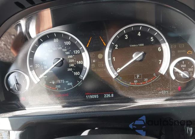 5UXKR0C52E0H18647: 43137138