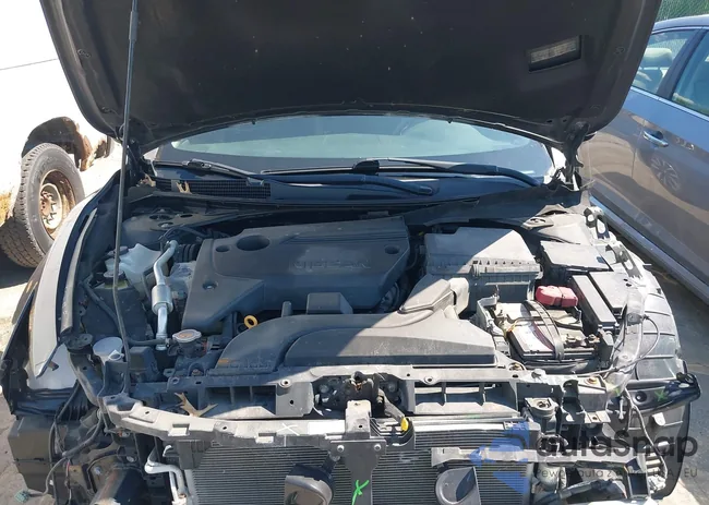 1N4AL3AP0JC204084: 43137157