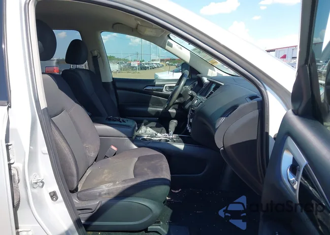 5N1DR2MNXKC609179: 43137294