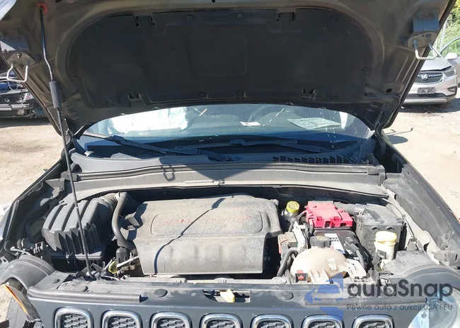 ZACCJBAB5JPJ21881: 43137320