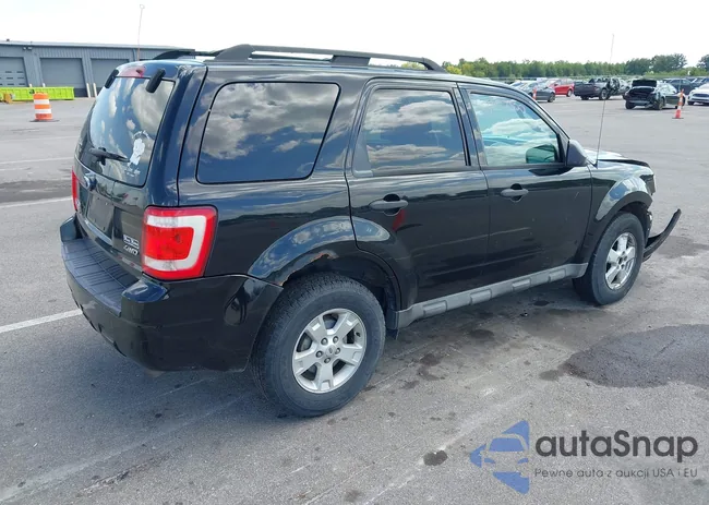 1FMCU93779KB28229: 43137327