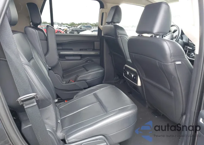 1FMJU1J83REA22993: 43137328