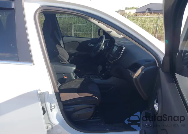 1C4PJMCS2FW710121: 43137342