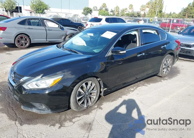 1N4AL3AP1JC121909: 43137369