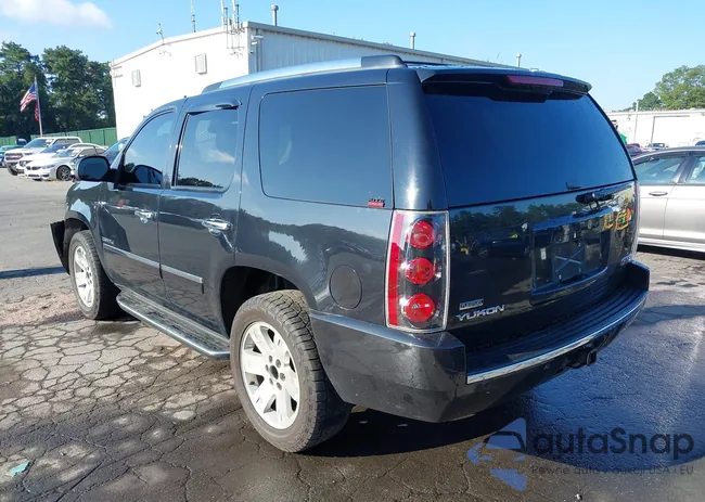 1GKS2EEF4CR240637: 43137549