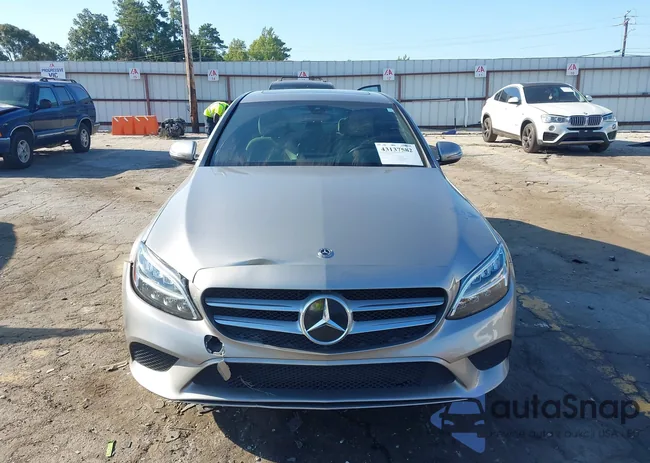 WDDWF8DB9LR558681: 43137582