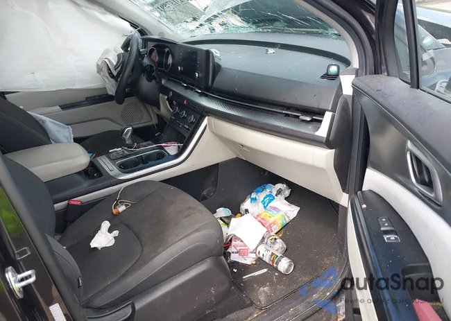 KNDNB4H39N6185563: 43137591