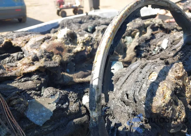 1C4RJYB63PC626011: 43137623