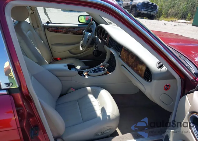 SAJHX124XWC812886: 43136704