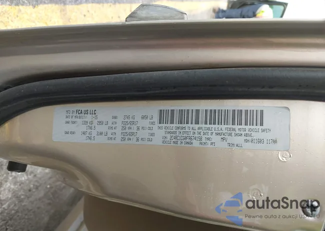 2C4RC1CG0FR674158: 43136768