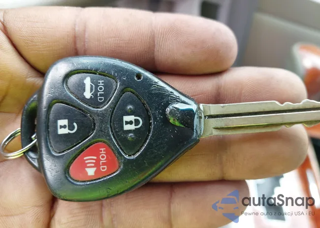 4T1BE46K49U354129: 43136802