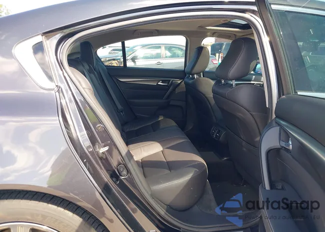 19UUA8F35EA003851: 43136859