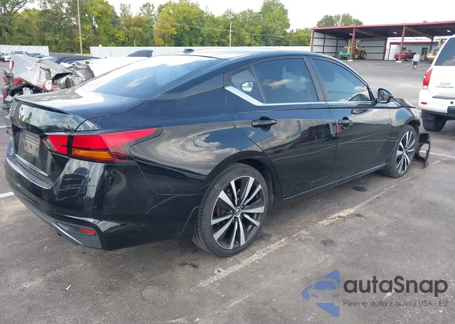 1N4BL4CV4KC176104: 43137045