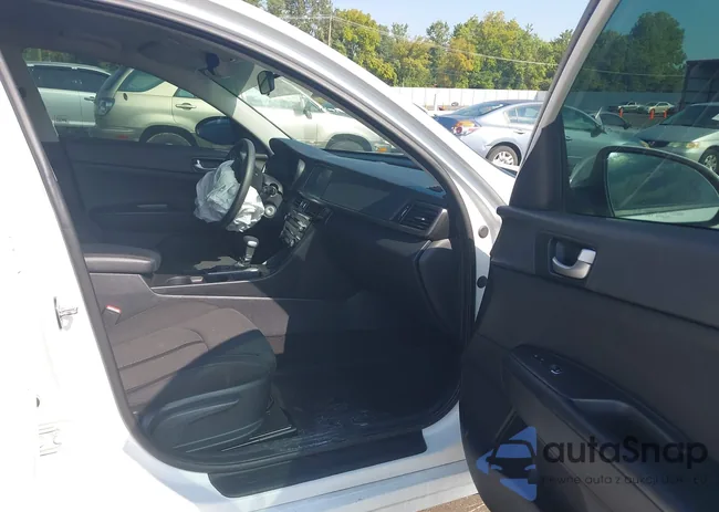 KNAGT4L31J5235804: 43137053