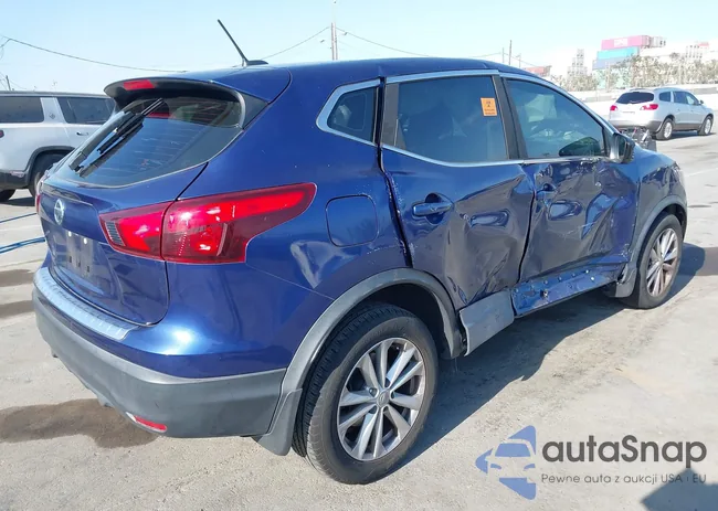 JN1BJ1CPXJW103786: 43138094