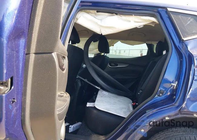 JN1BJ1CPXJW103786: 43138094