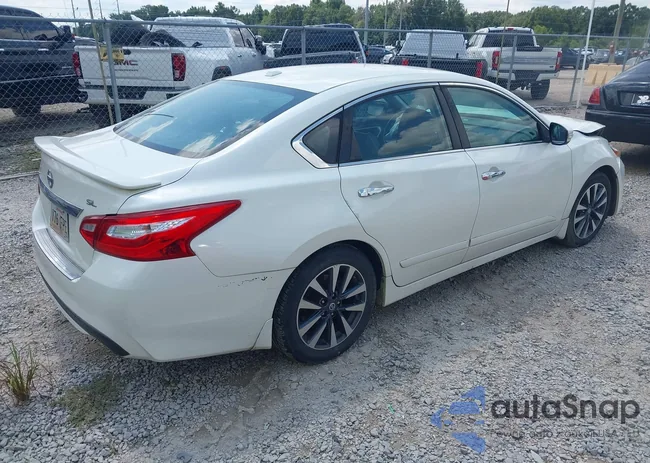 1N4AL3AP3HC230124: 43138096