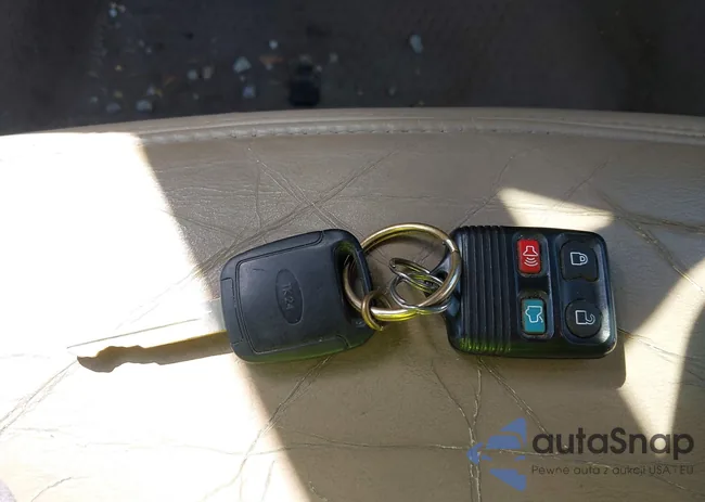 1LNHM81W71Y709953: 43138104