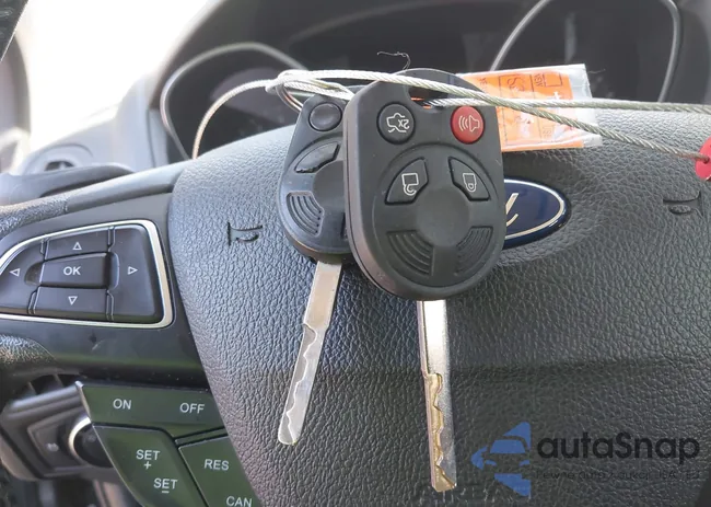 1FADP3F26FL344453: 43138168