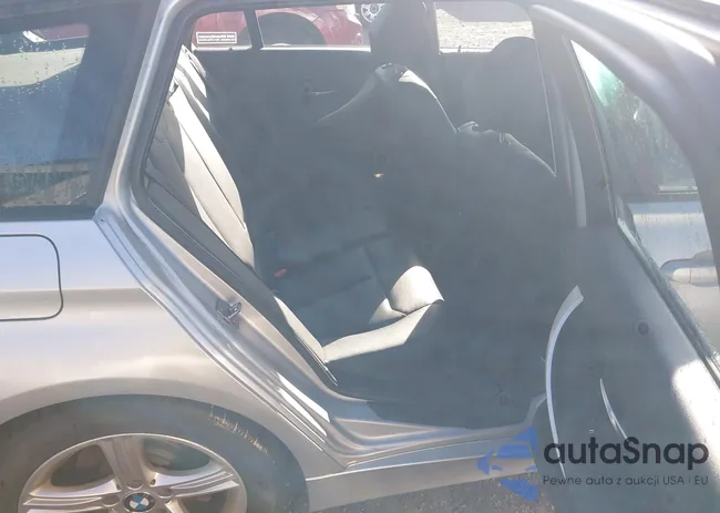 WBA3G7C53EK296102: 43138238