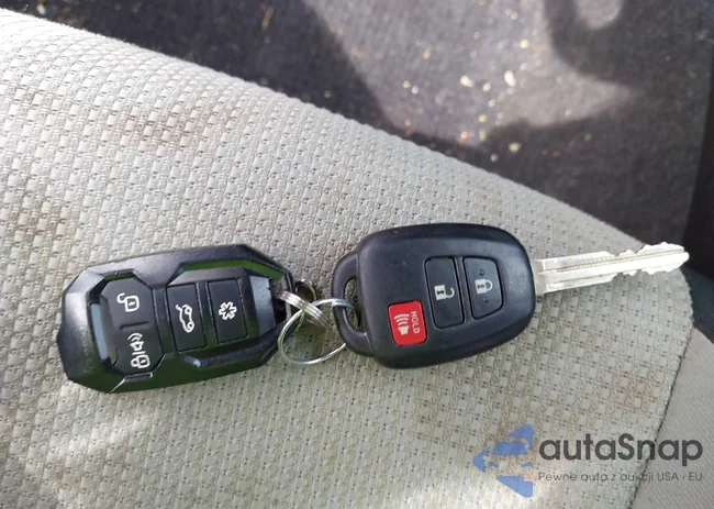 2T3RFREV5HW559503: 43138350